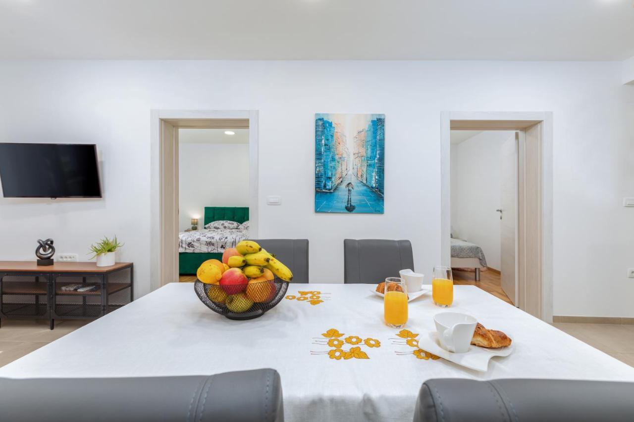 Apartment Lorilu Пула Екстериор снимка